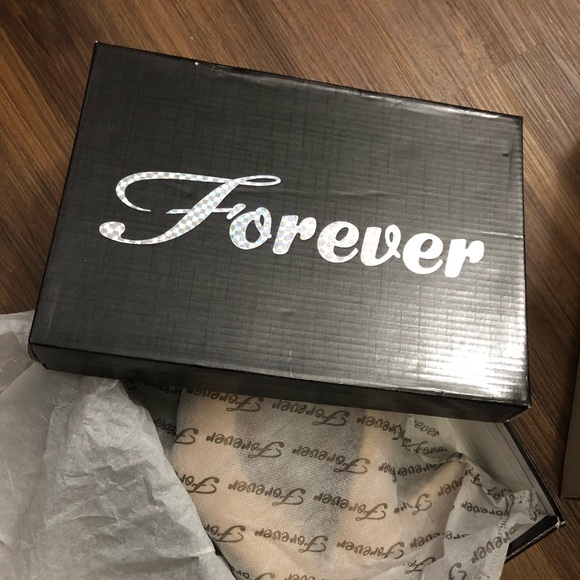 Heels 👠 - Picture 7 of 8